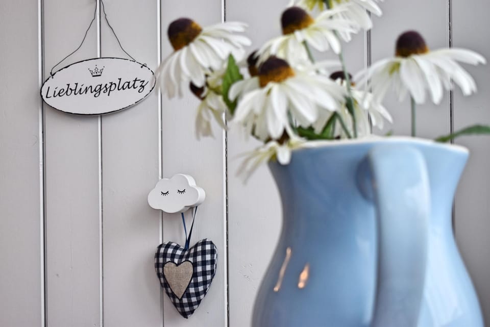 Decorative detail, Bedroom