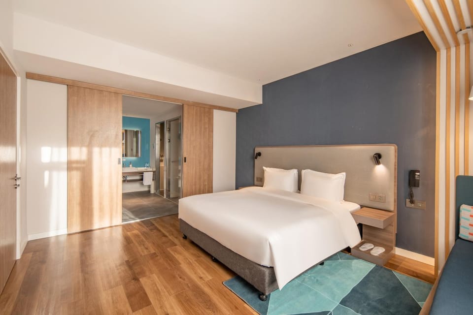 Holiday Inn Express Shanghai Jiading New City by IHG Hotel in Shanghai