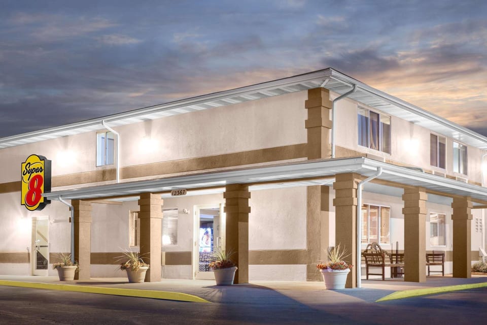 Property building, On site, Time of day, Sunset