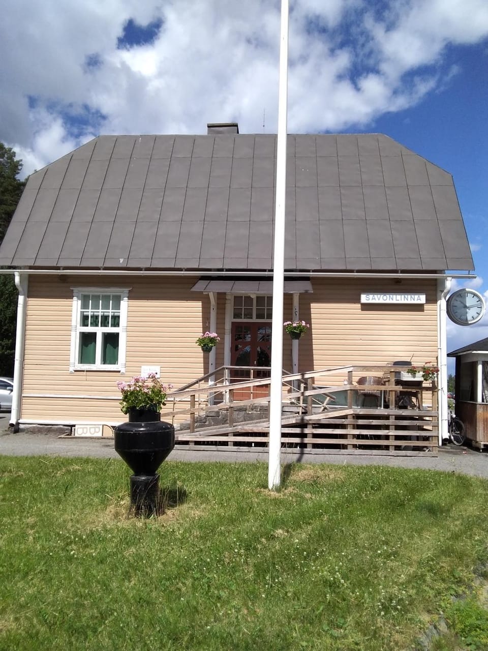 Property building, Facade/entrance