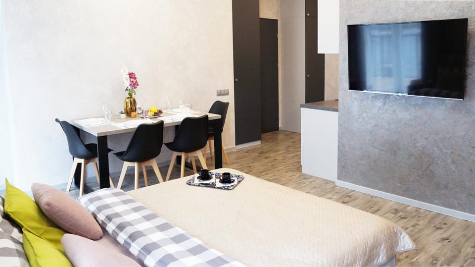 TV and multimedia, Dining area