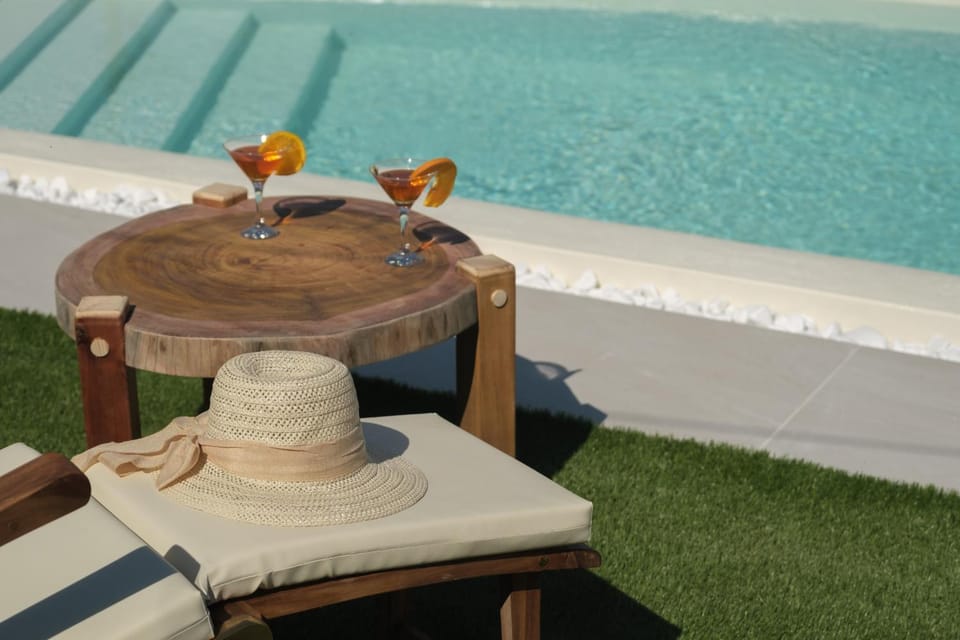 Swimming pool, Entertainment