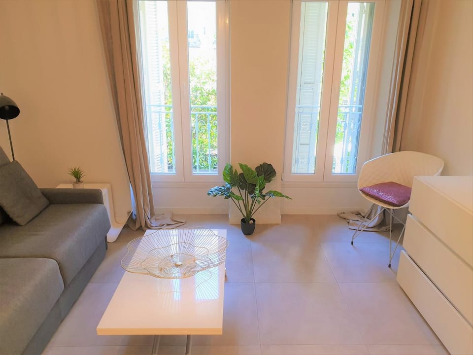 STUDIO CENTRE MER 103 Apartment in Nice