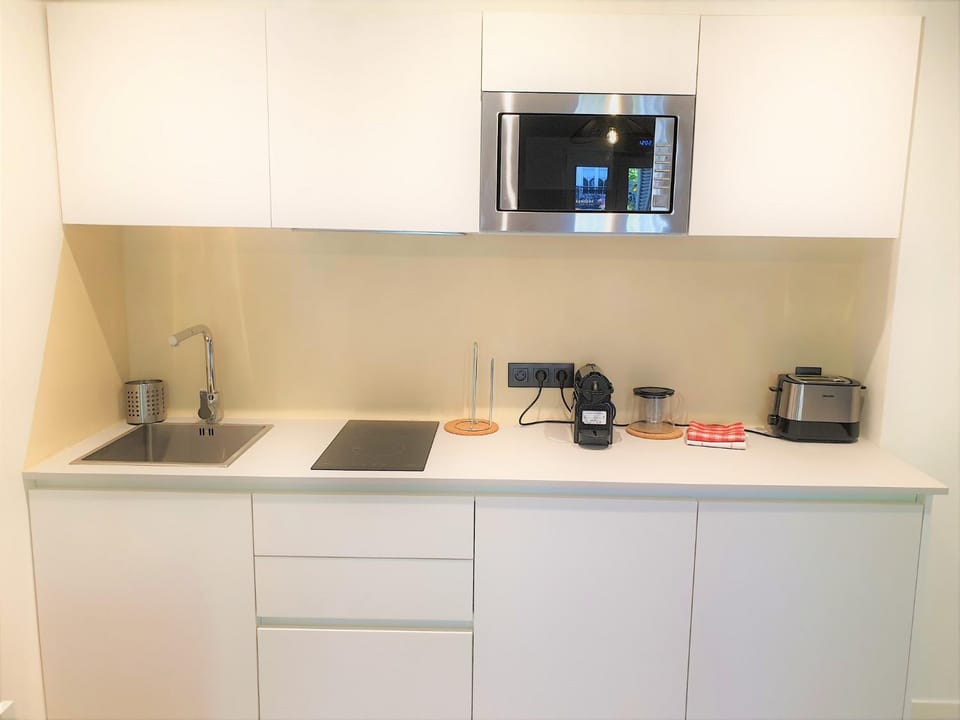 STUDIO CENTRE MER 103 Apartment in Nice