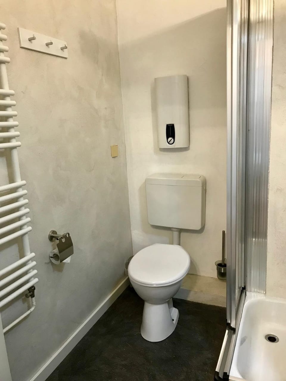 Shower, Toilet, Bathroom, Photo of the whole room