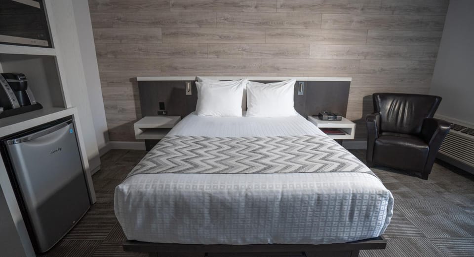 Bed, Coffee/tea facilities, Seating area