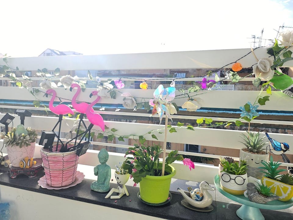 Sky-Terrace in Central Station, 3 bedrooms Apartment in Naples