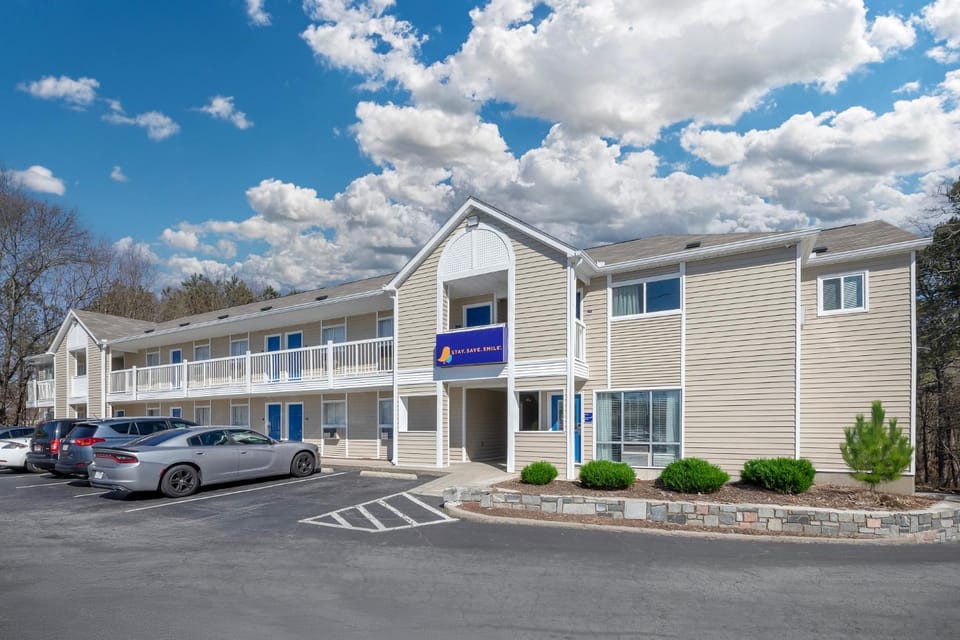 Property building, Parking