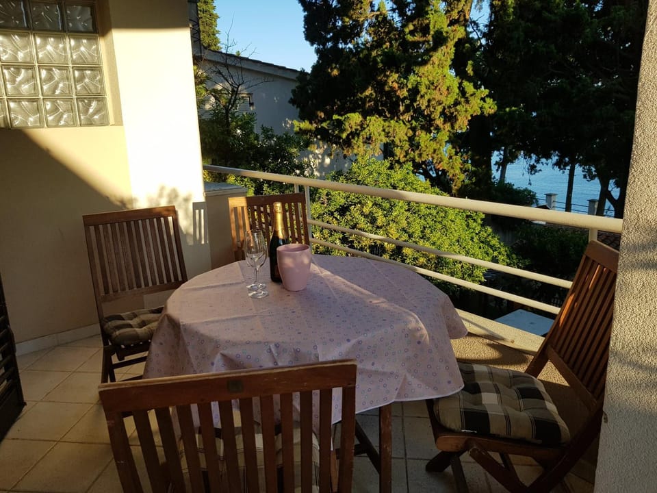 Balcony/Terrace, Garden view, Sea view