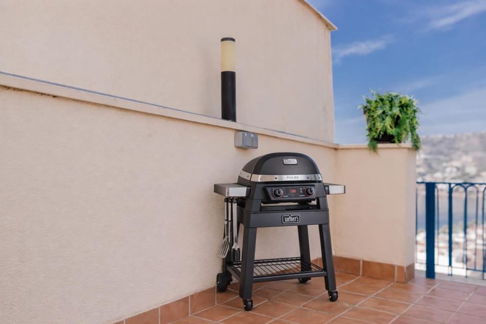 BBQ facilities, Balcony/Terrace