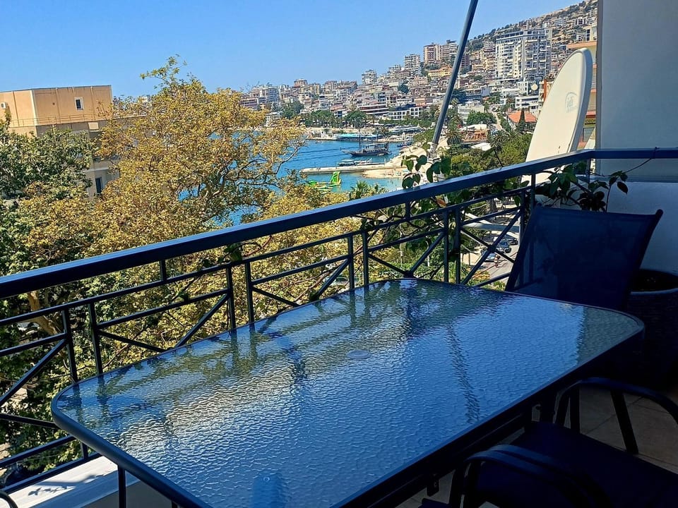 Xhemi's apartment Apartment in Sarandë