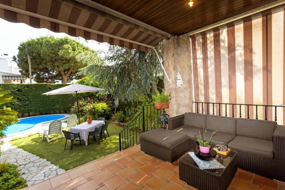 Patio, Garden, Balcony/Terrace, Seating area