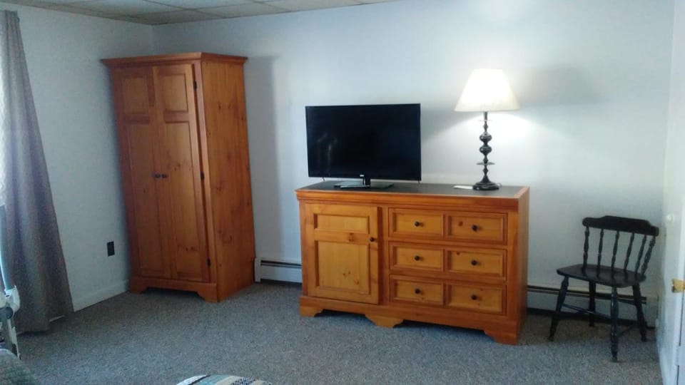 Leisure Life Hotel in Moosehead Lake