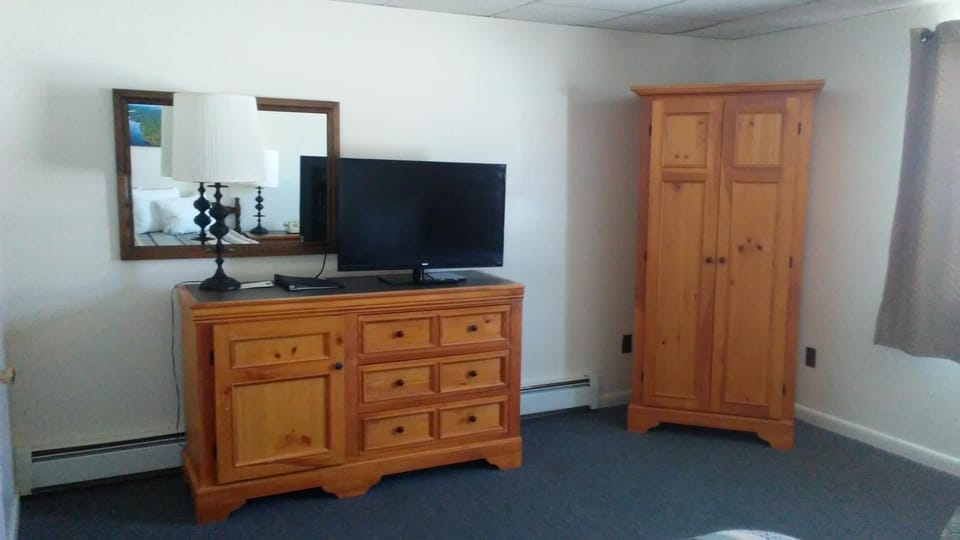Leisure Life Hotel in Moosehead Lake