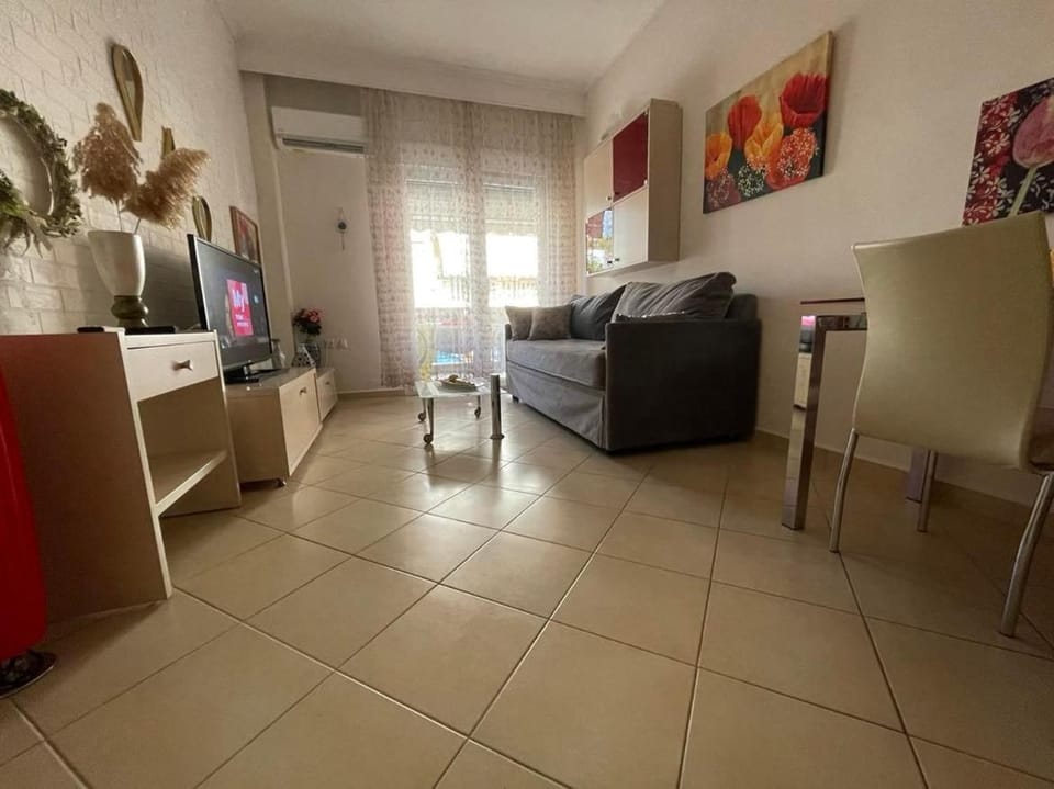 Brick Apartment Apartment in Nea Peramos