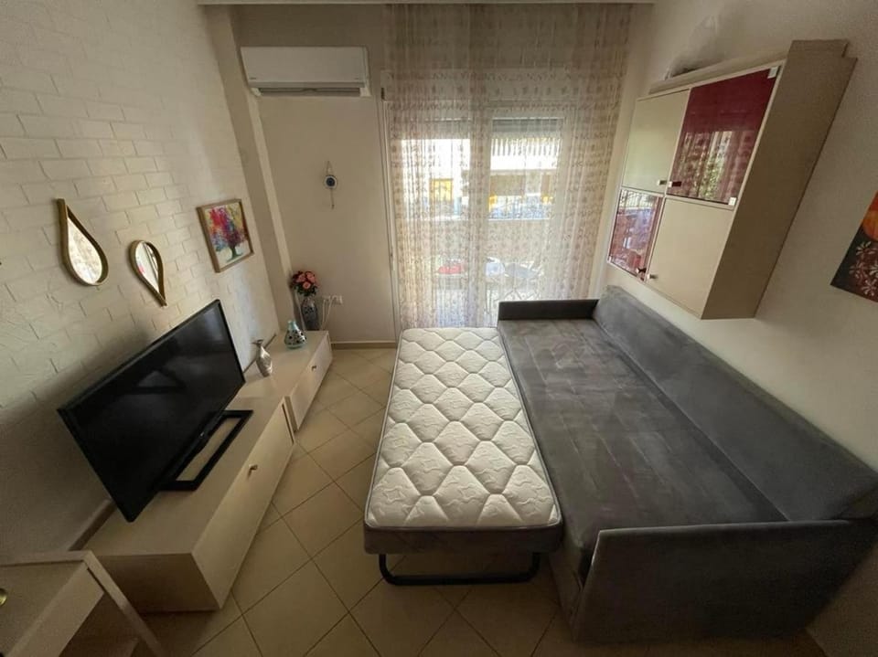 Brick Apartment Apartment in Nea Peramos