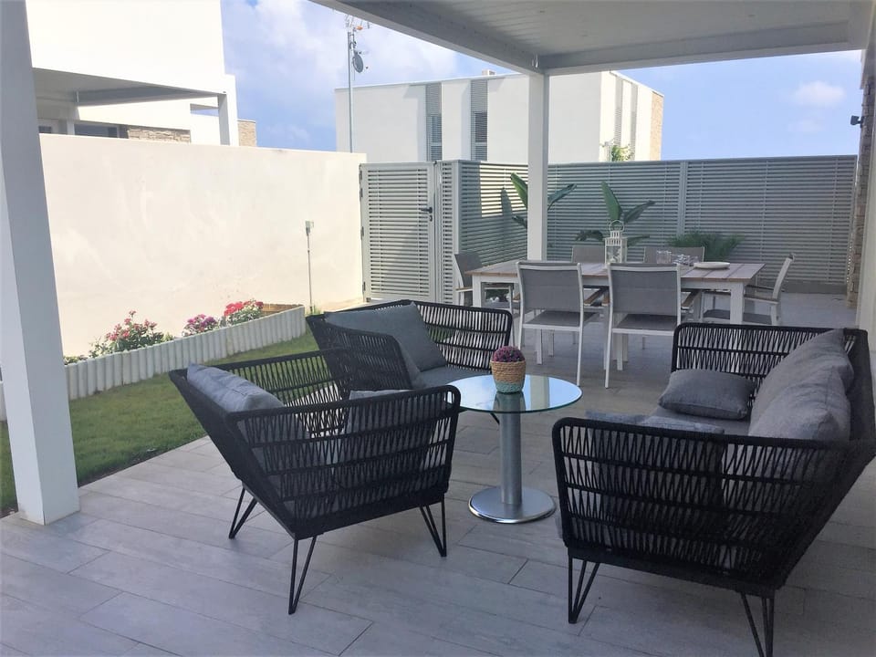 Patio, Balcony/Terrace