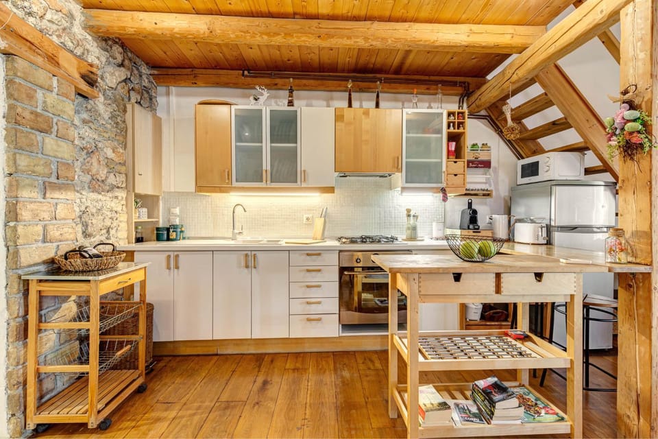 Kitchen or kitchenette, oven, stove, toaster