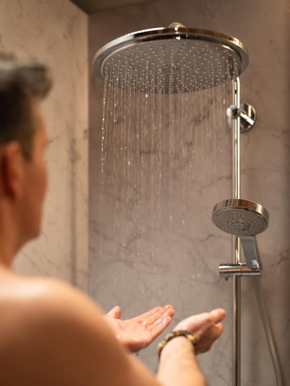 Shower, People, Bathroom, group of guests