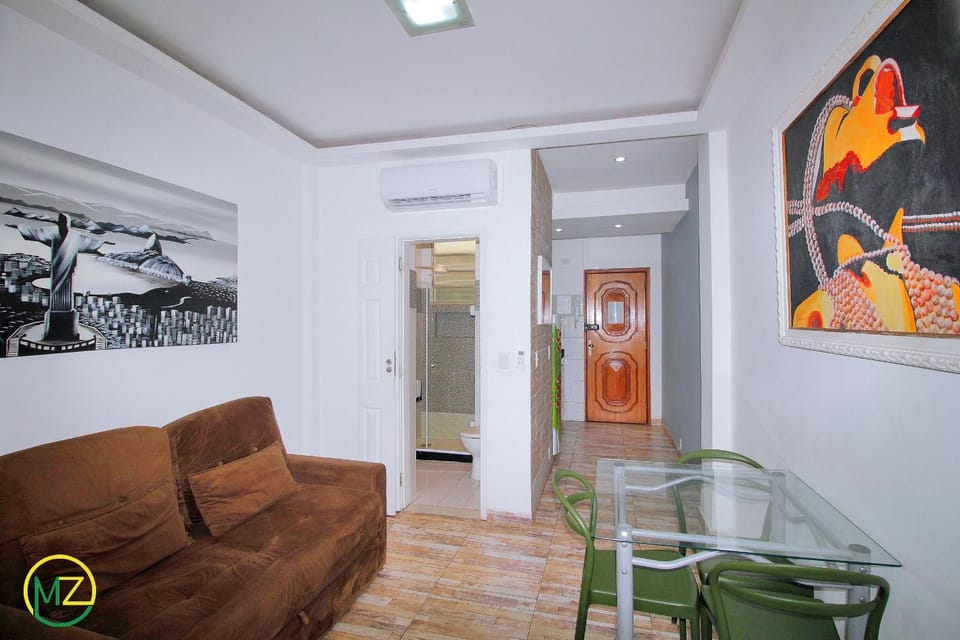 Studio with side view to the beach Apartment in Rio de Janeiro