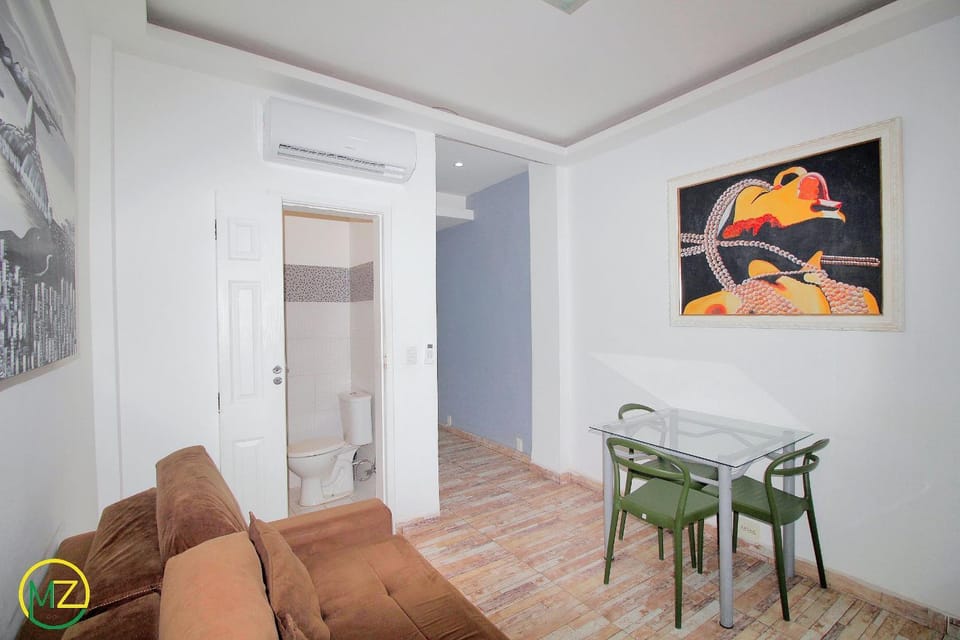 Studio with side view to the beach Apartment in Rio de Janeiro
