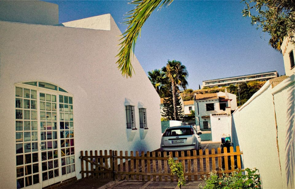 Patio, Parking