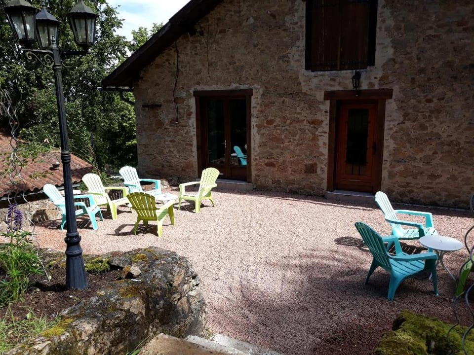 Patio, Facade/entrance