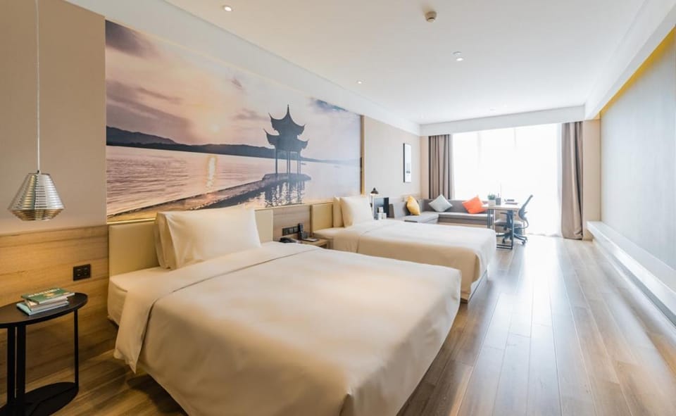 Atour Hotel Hangzhou Future Technology City Haichuang Park Hotel in Hangzhou