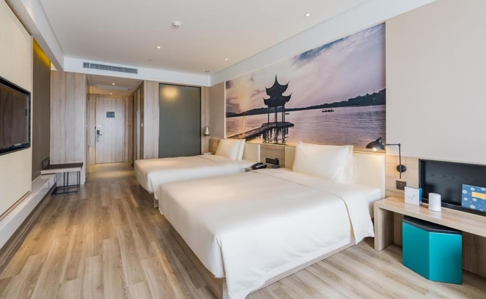 Atour Hotel Hangzhou Future Technology City Haichuang Park Hotel in Hangzhou