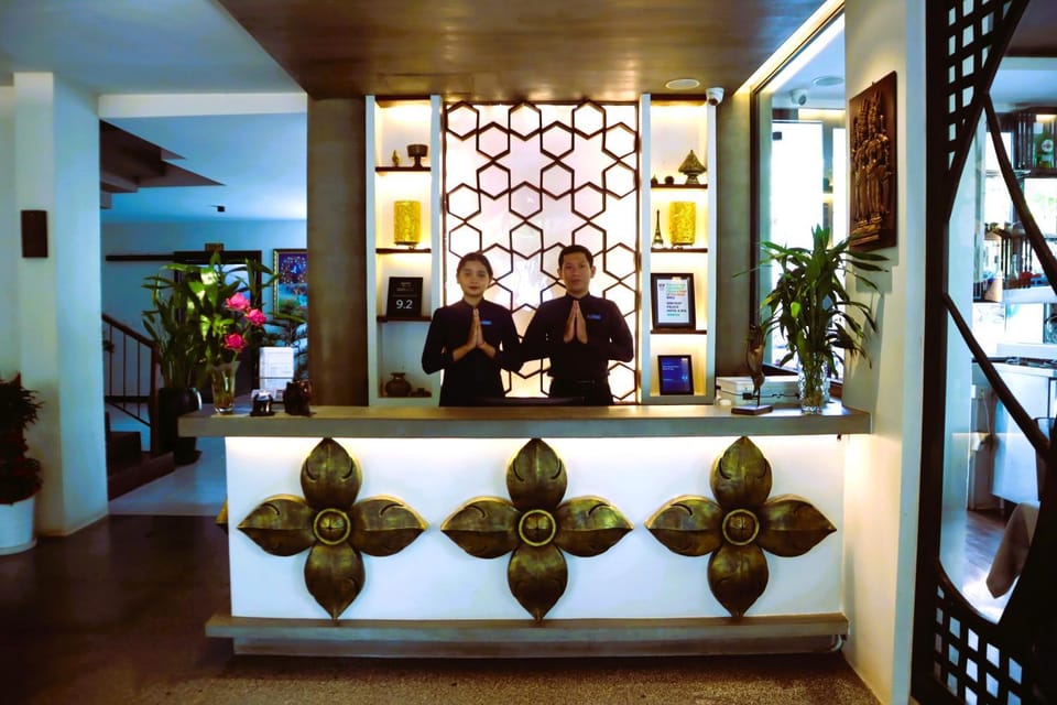 Lobby or reception, concierge