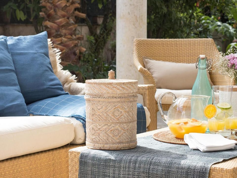Patio, Decorative detail