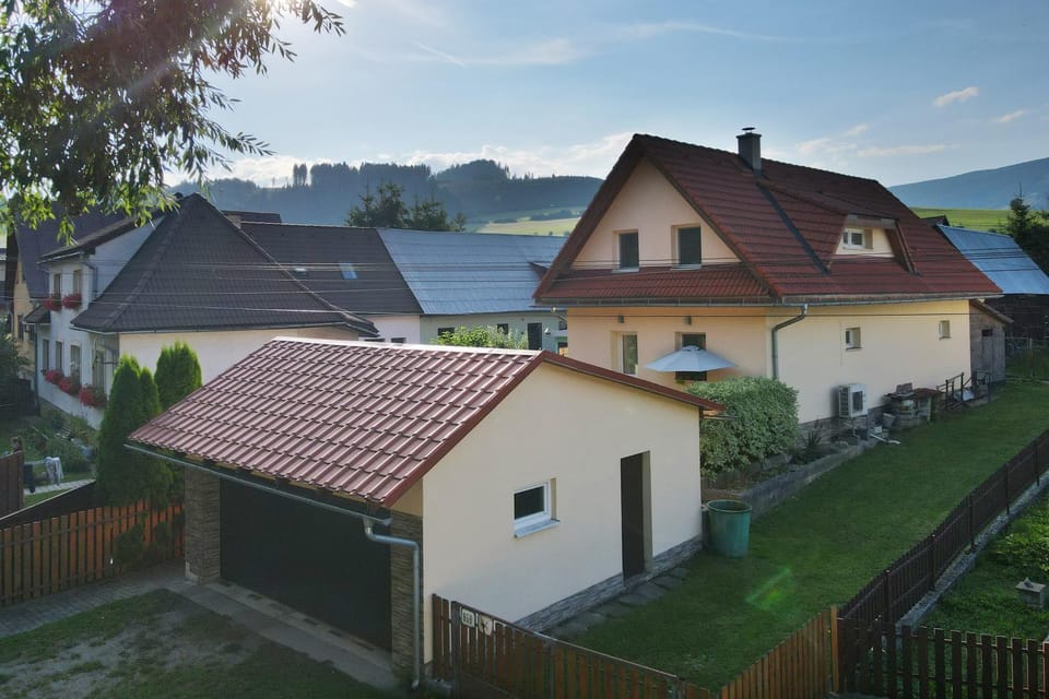 Property building, Off site, Parking