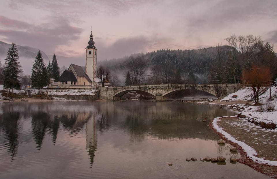 Nearby landmark, Natural landscape