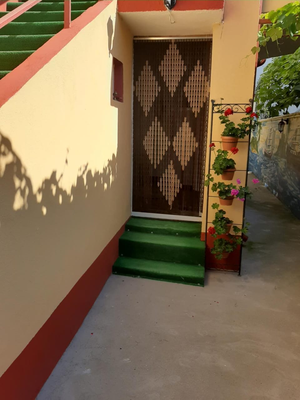Facade/entrance, On site