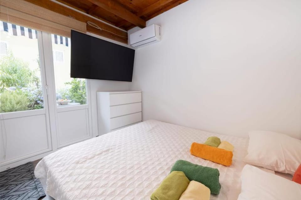 TV and multimedia, Bedroom