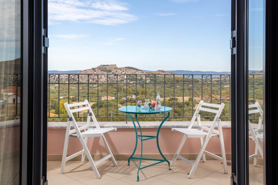 View (from property/room), Balcony/Terrace, Mountain view, Sea view