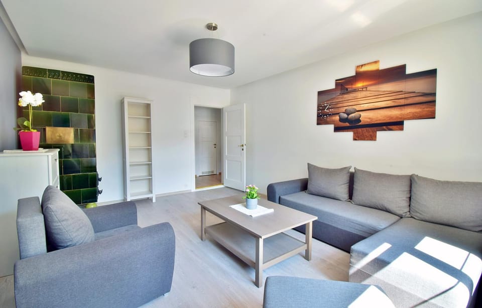 Off site, Living room, Seating area