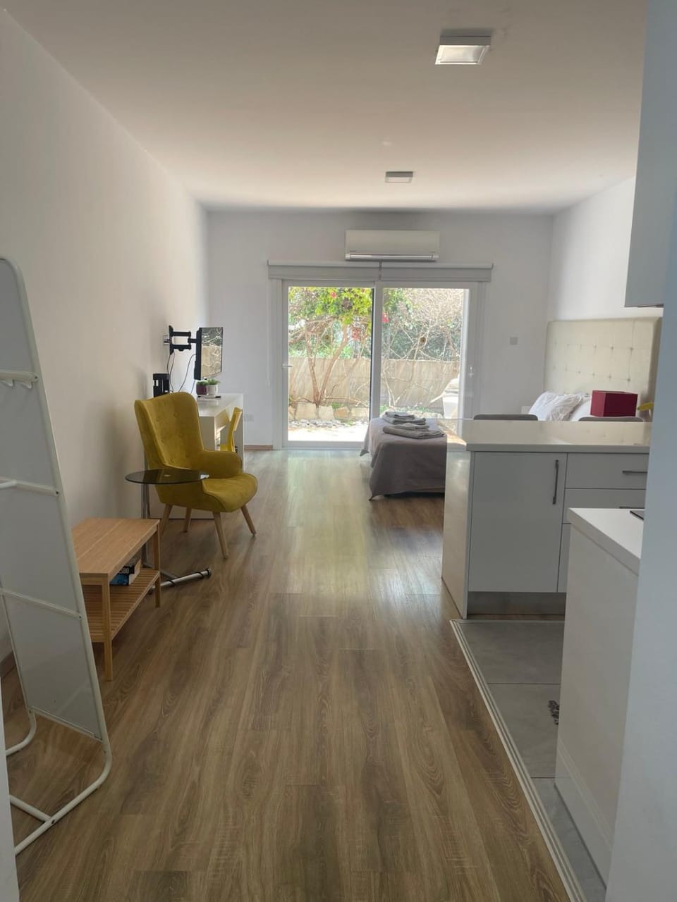 Living room, Bedroom