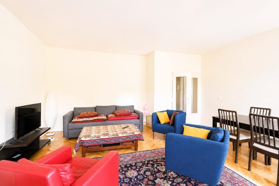 Spacious T3 #JeanJaurès#Tours #Hypercentre#parking Apartment in Tours
