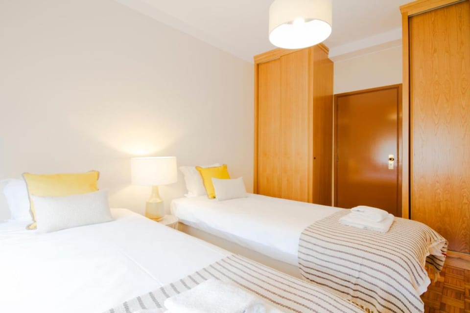 OHH - Casa da Foz- Near the Beach House in Porto