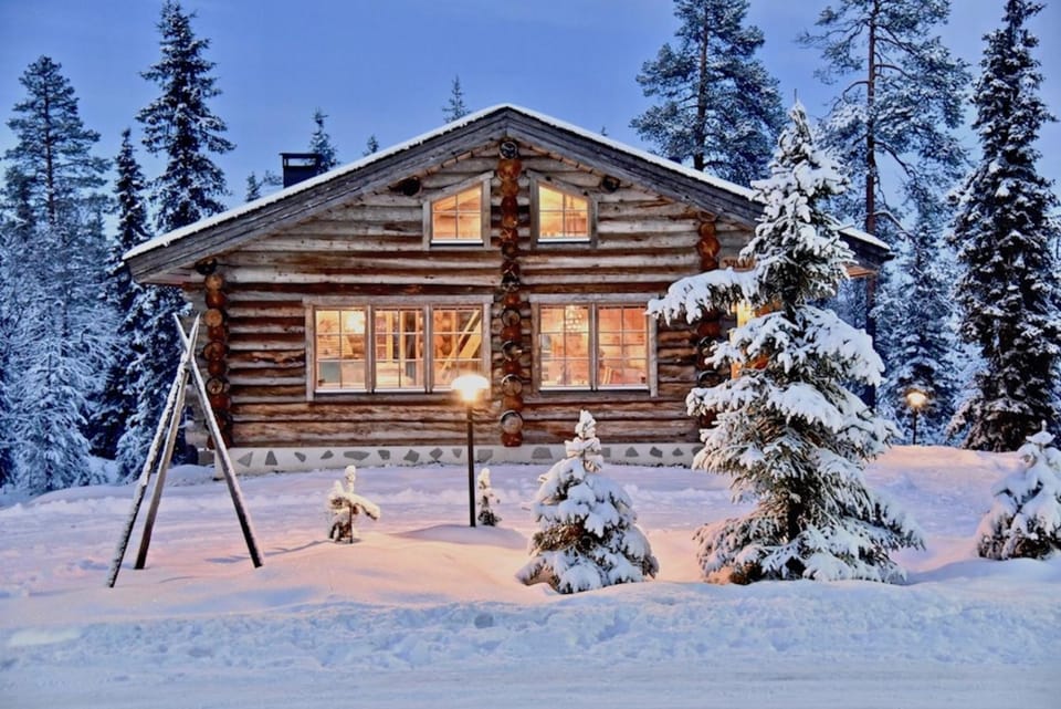 Facade/entrance, Winter