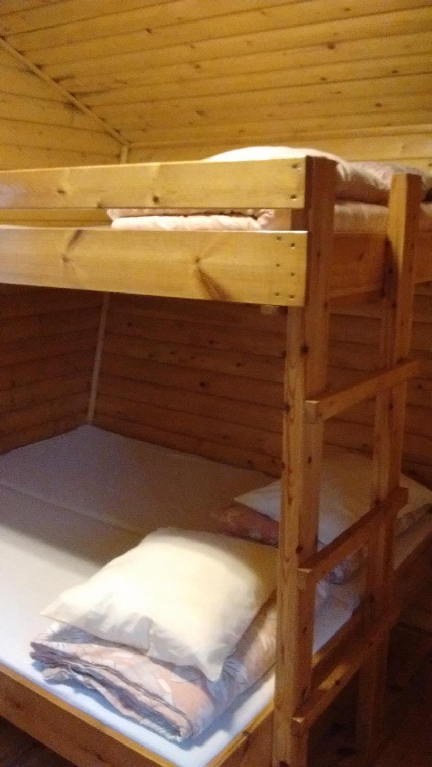 bunk bed