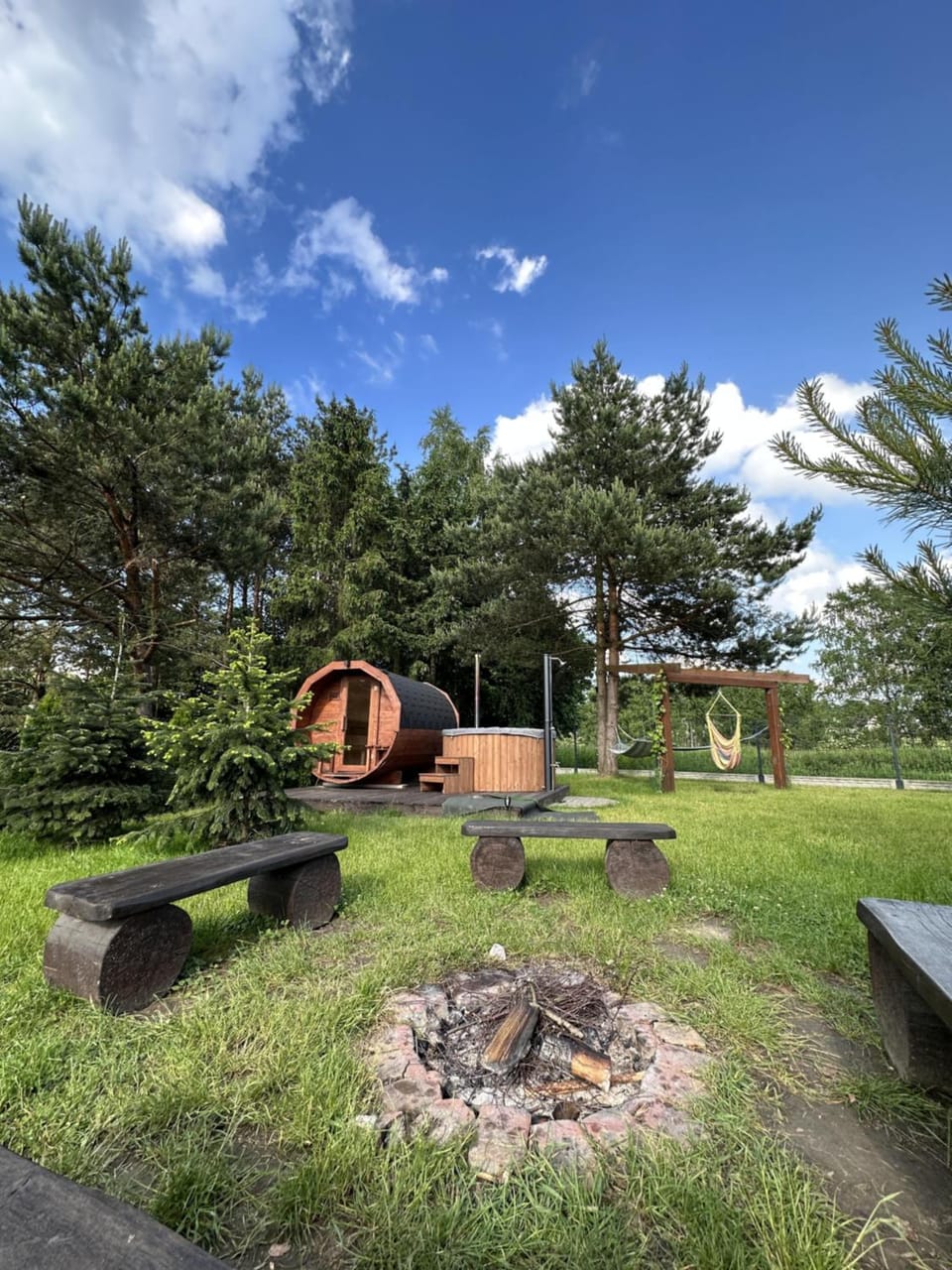Hot Tub, Sauna