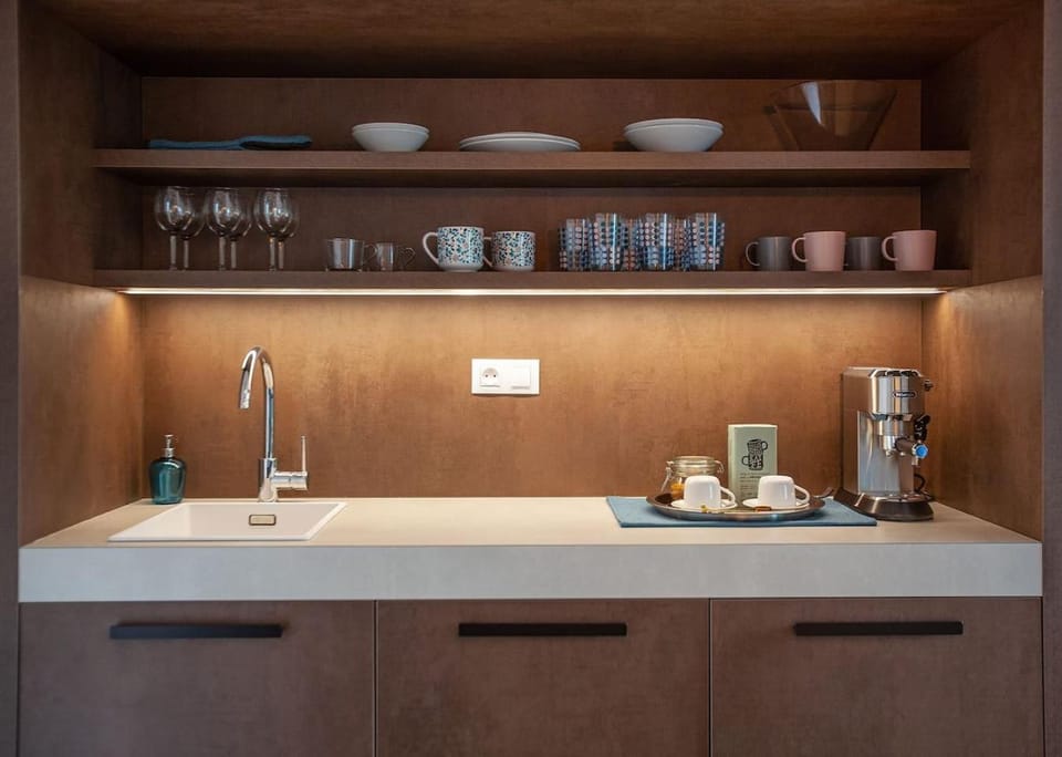Coffee/tea facilities, Kitchen or kitchenette