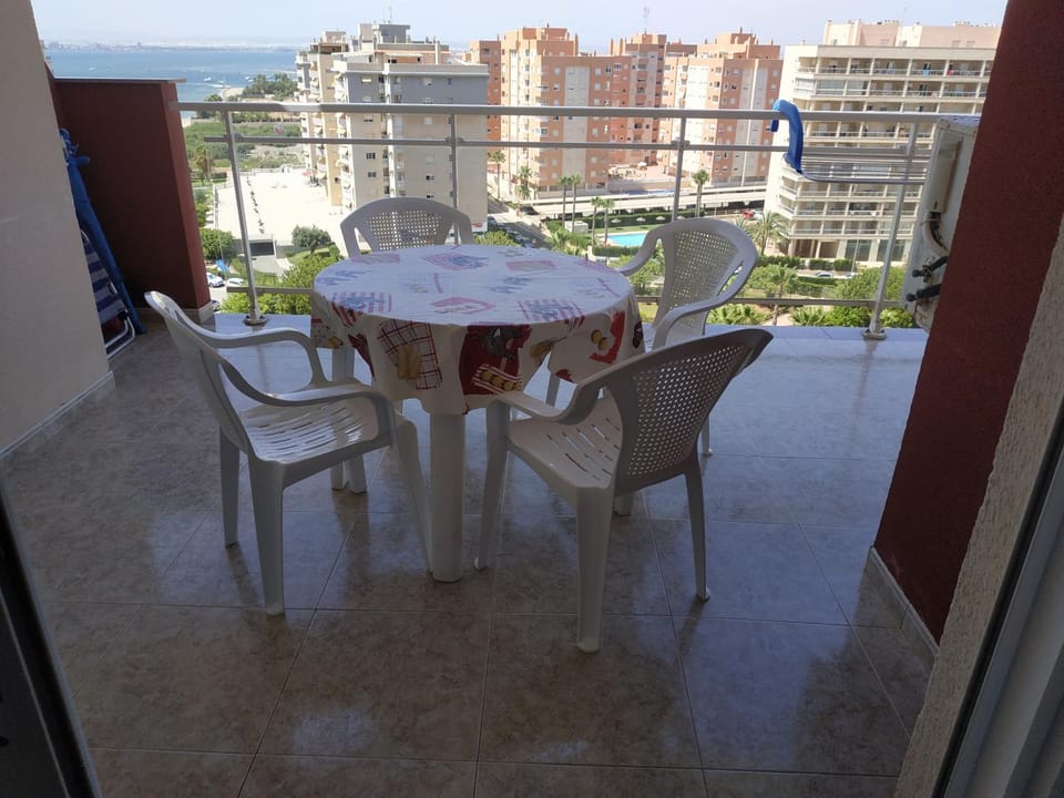 Balcony/Terrace, Street view