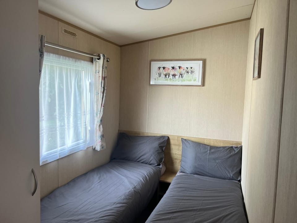 New Forest Beach Retreat Campground/ 
RV Resort in New Forest District