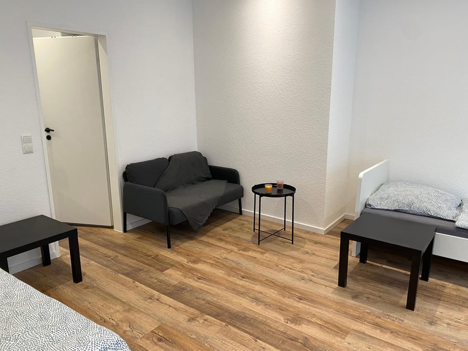 Zimmervermietung Lösken Apartment in Duisburg