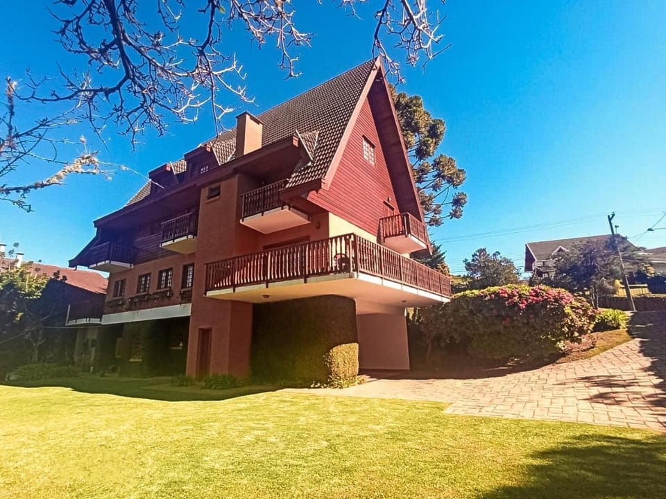 Casa Suiça de Campos House in Campos do Jordão