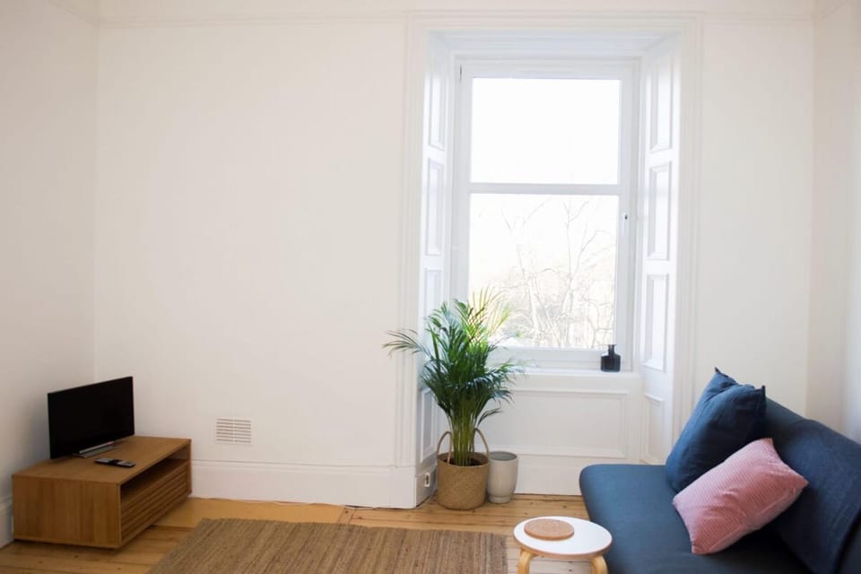 Modern 1 Bedroom Flat In the Heart of Edinburgh Apartment in Edinburgh