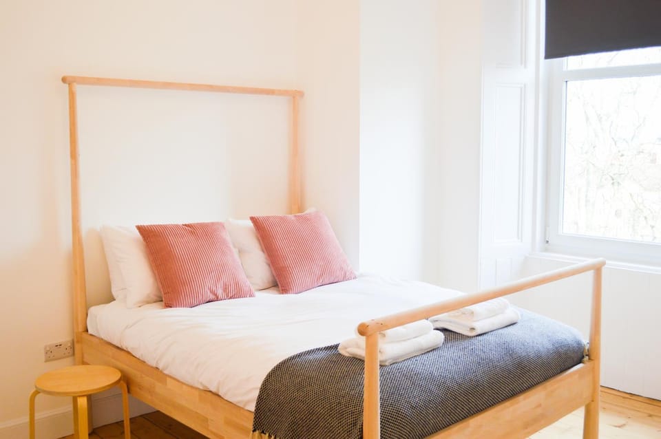 Modern 1 Bedroom Flat In the Heart of Edinburgh Apartment in Edinburgh